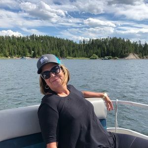 Meet your Posher, Peggy